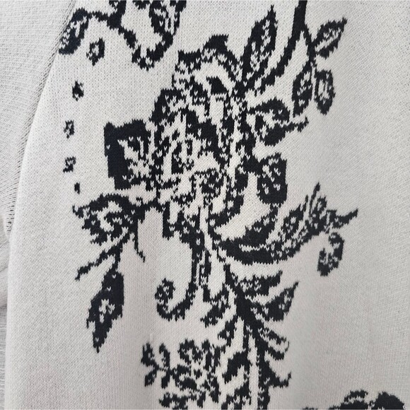 Chico's Open Front Floral Cardigan Sweater Sz 2 (L/XL) Lace Hem Feminine Chic - Picture 5 of 16